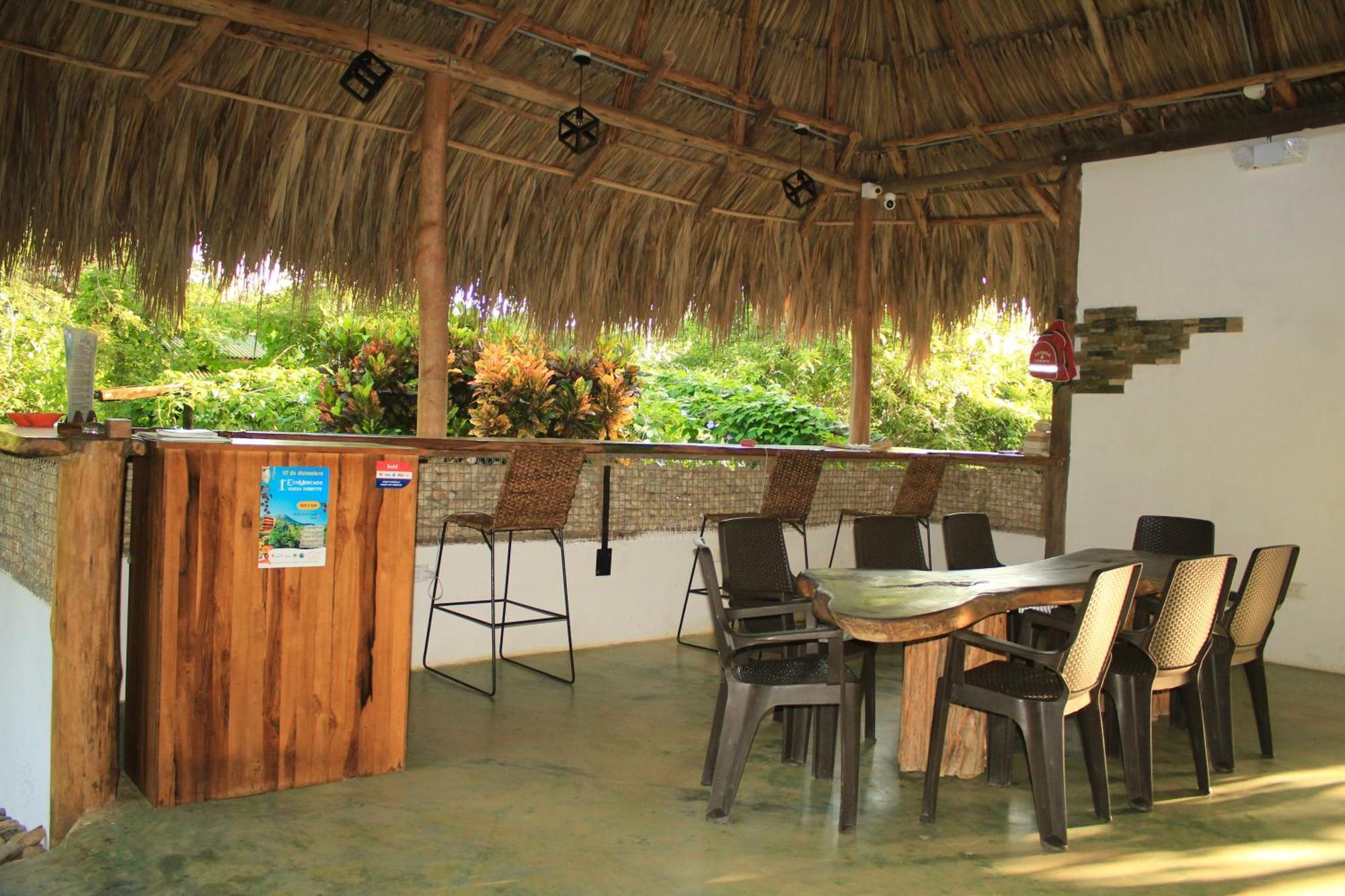 Hierba Buena Eco Hostel เอลไซโน ภายนอก รูปภาพ