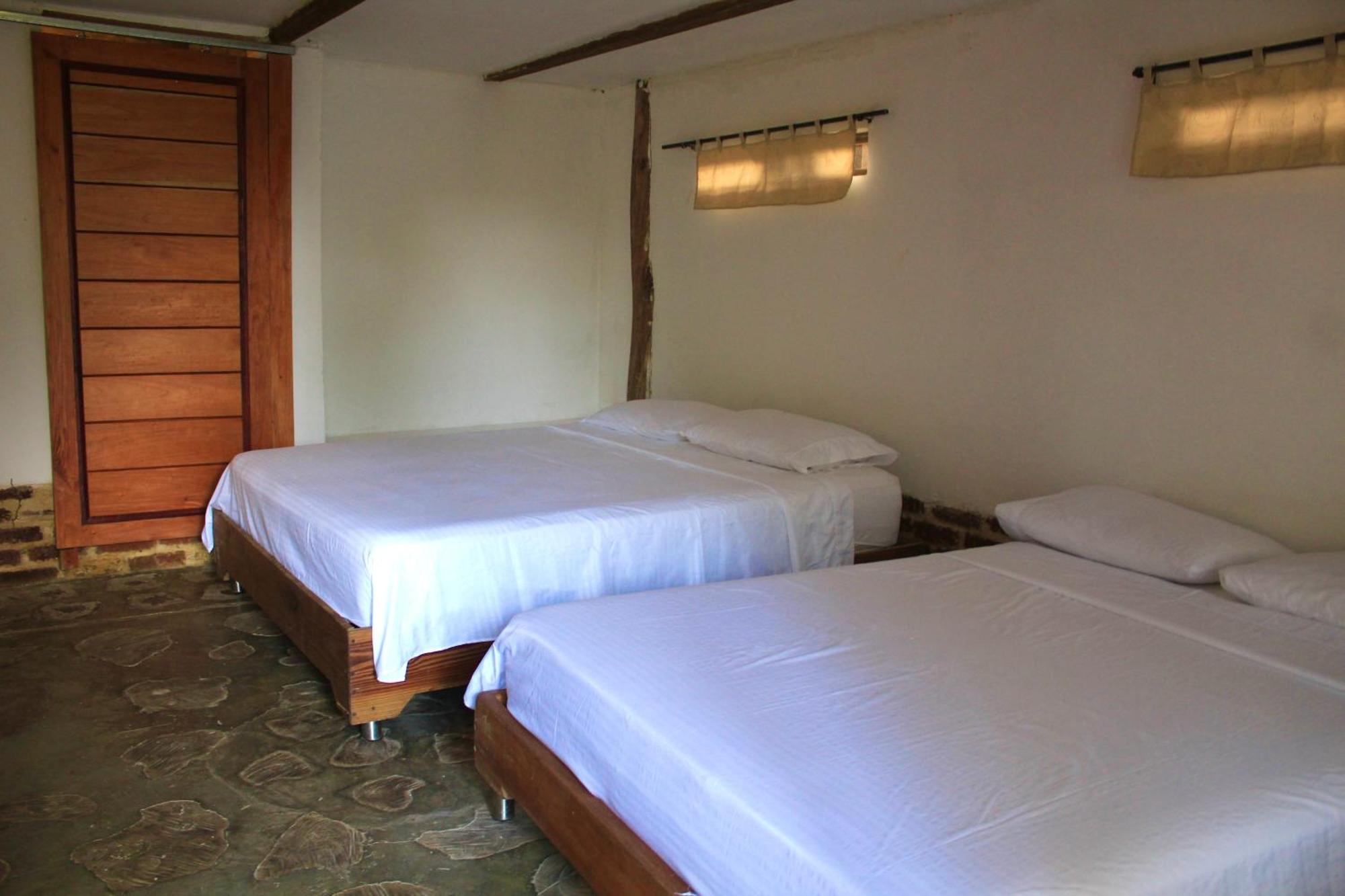 Hierba Buena Eco Hostel เอลไซโน ภายนอก รูปภาพ